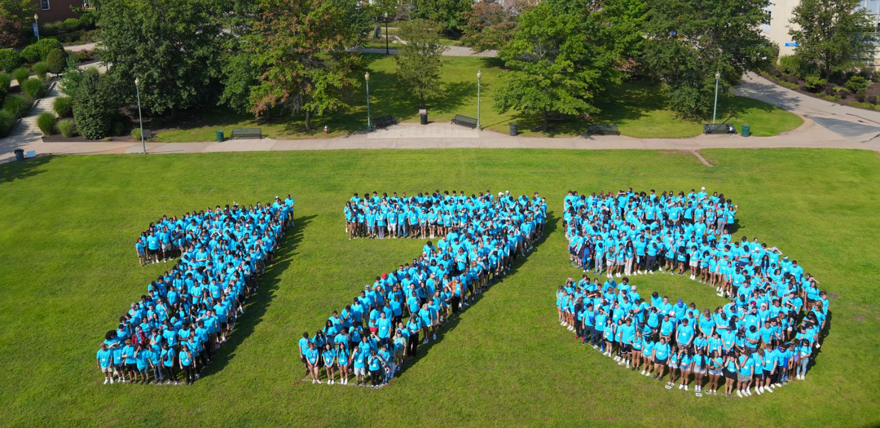 Class of '28 spelling 175 on vance lawn