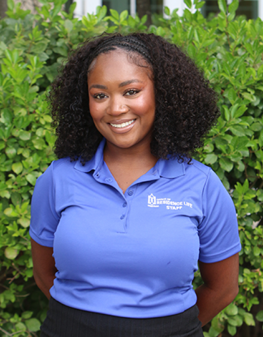 Alonna Thompson